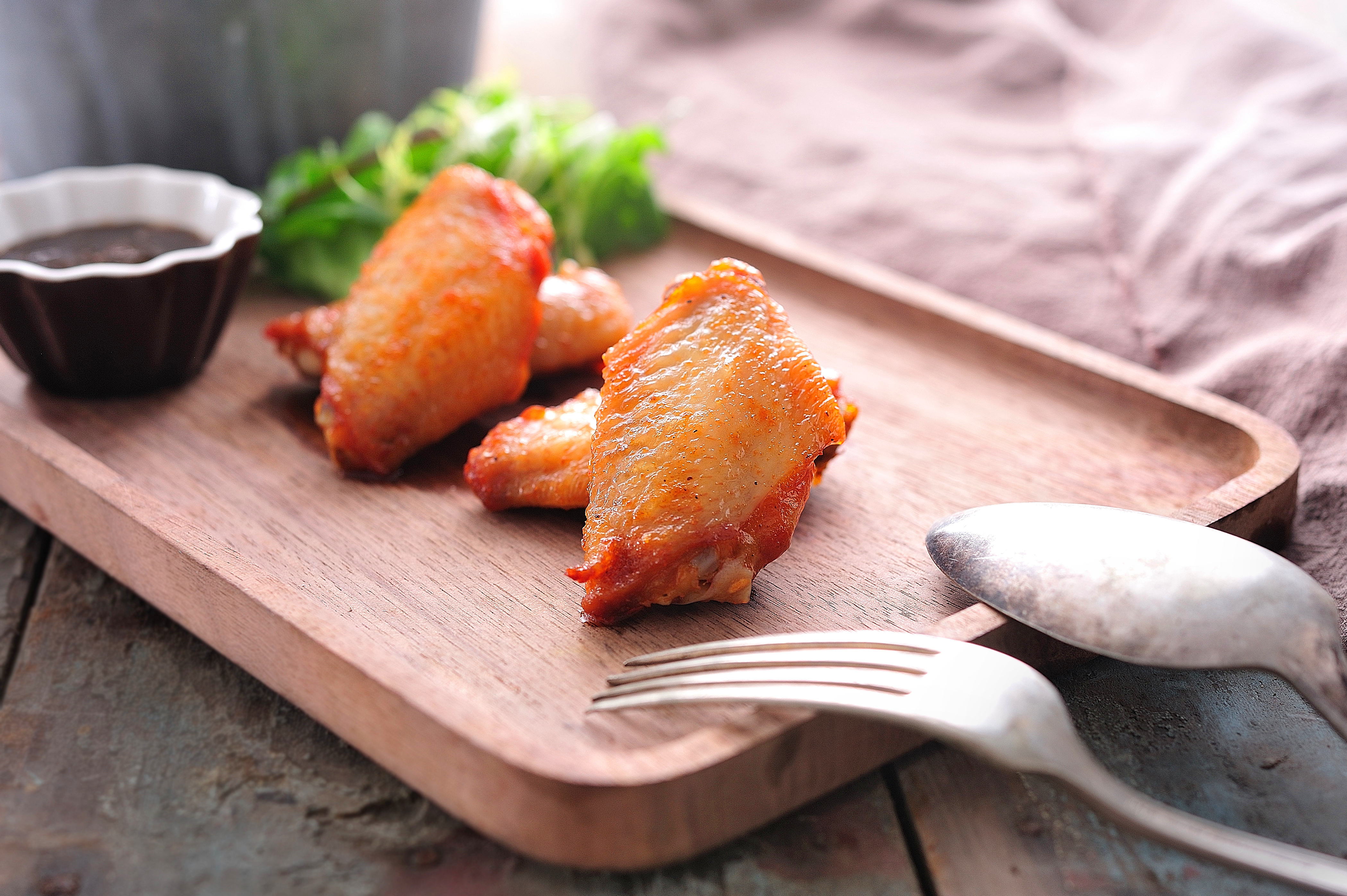 政策：：：指导电商主体到墟落结构；；BETWAY必威生长：：：加码“熟食化”战略